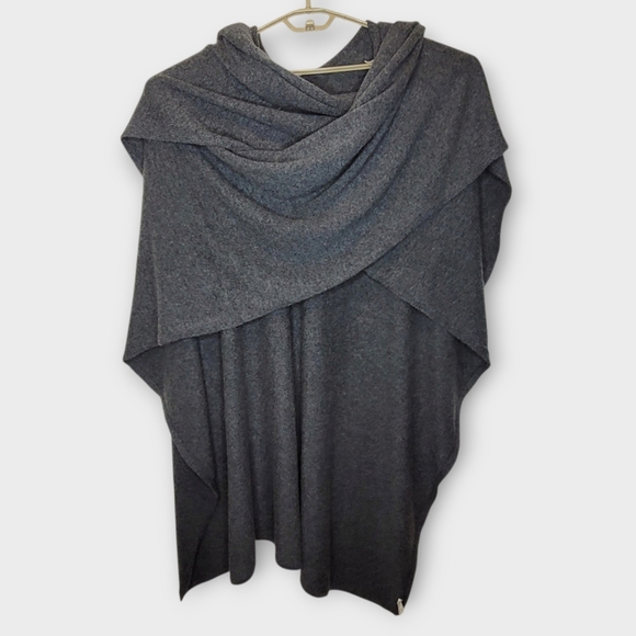 Naked Cashmere Oversized Wrap One Size Dark Gray Quiet Luxury NEW - Picture 1 of 8